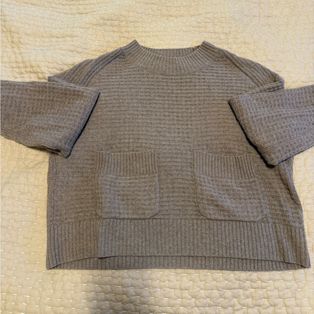 Everlane cashmere waffle sweater